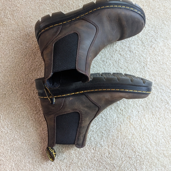 Dr. Martens Brown Leather Embury Chelsea Boots - Picture 4 of 6